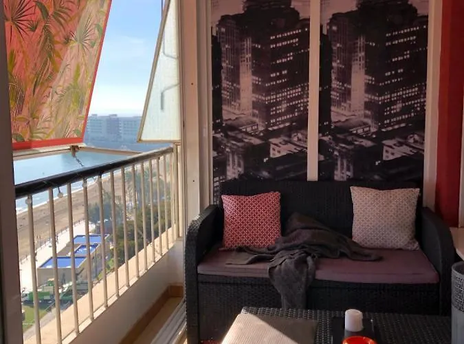With Terrace And Sea View Apartament *